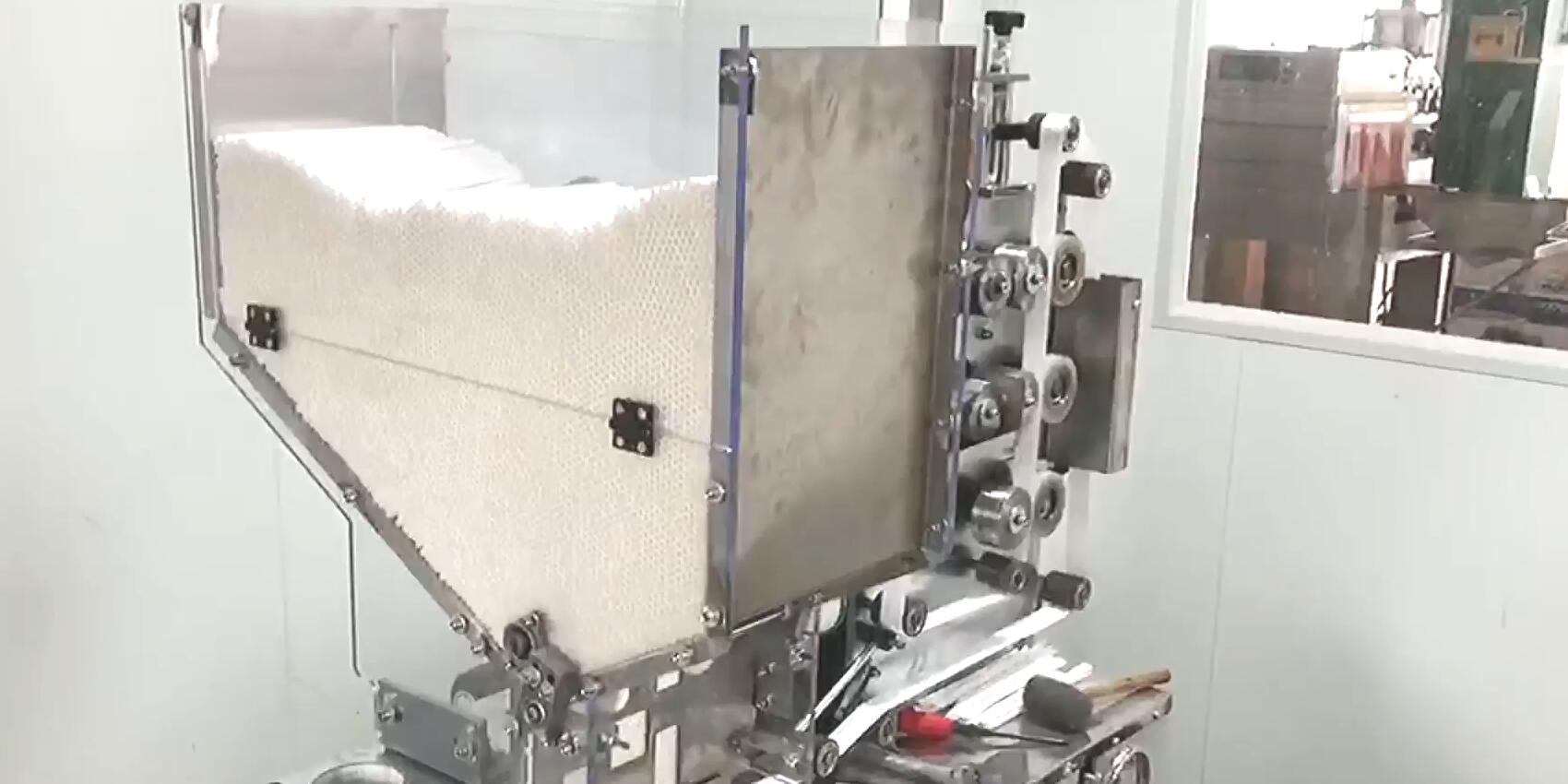 Single paper straw packing machine