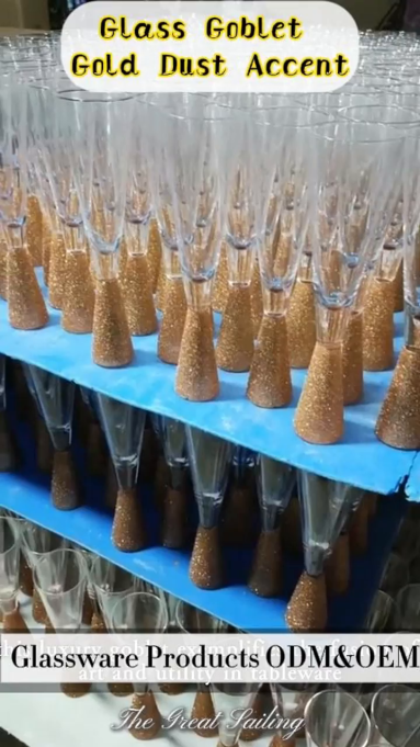 Handcrafted Luxury Goblet with Gold Dust Accent for Elegant Tableware and Tabletop Settings