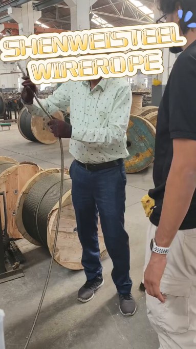 Welcome our clients to visit our factory!