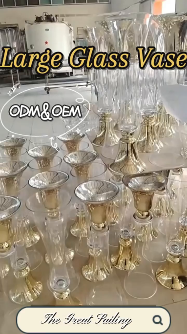 Crafting Elegant Wedding and Event Vases with Custom Finishes