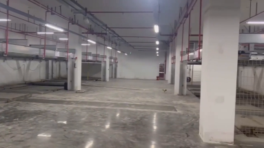 The two-storey puzzle parking system was successfully installed