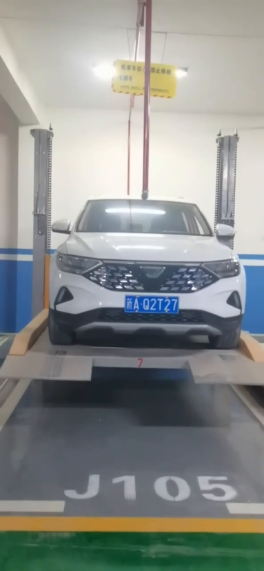Two-storey simple lift garage commissioning operation