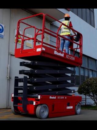 Mantall compact and flexible structure electric scissor lift