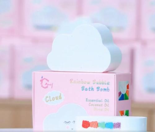 Cloud Rainbow bath bomb demo with individual packaging