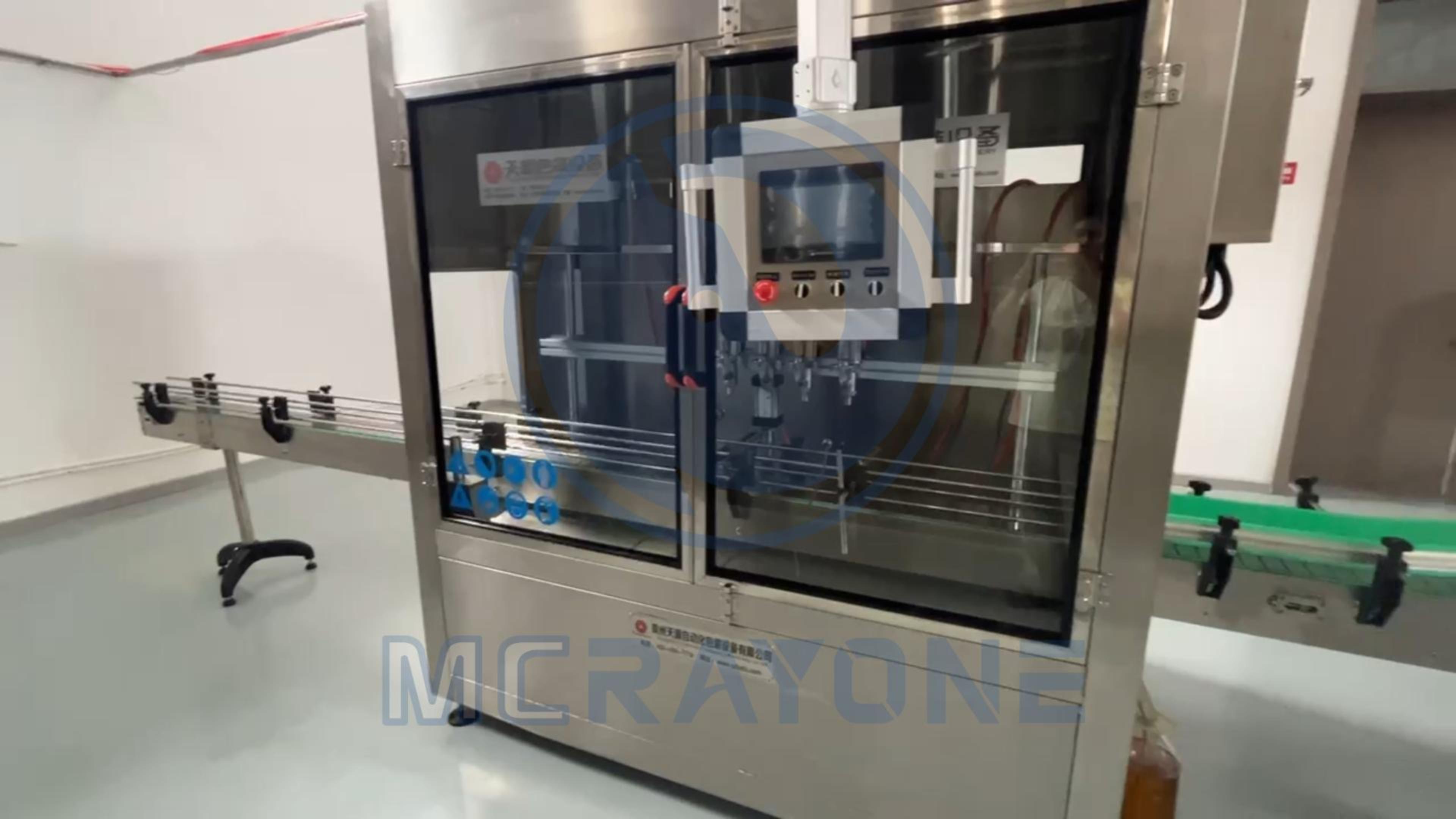 Large capacity packaging machine