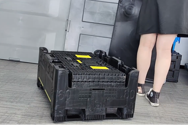 Collapsible Plastic Pallet Box