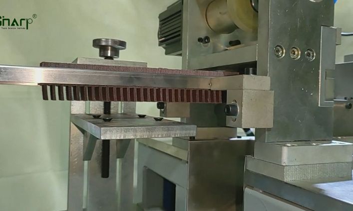 What kind of machine are need in a flap wheel production line