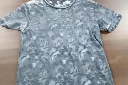 Short T-shirt for men with print