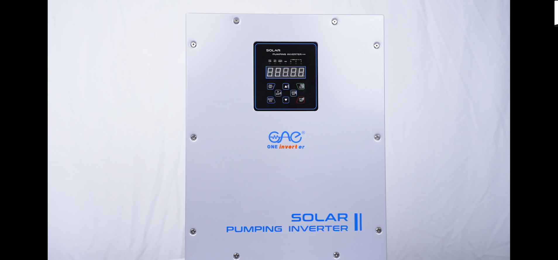 Solar pump inverter 1phase 3phase 1.5kw to 11kw with built in mppt and ip65