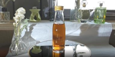 Beverage bottle supplier physical display - glass beverage bottle & transparent beverage bottle