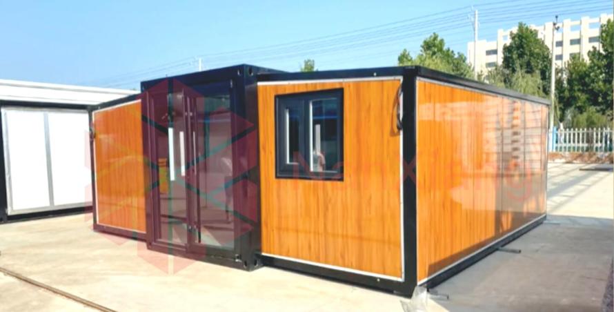 Amazing! A 20ft container house instantly  turned into a luxury four-room house!