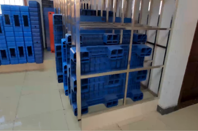 plastic storage pallet factory