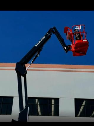 Mantall self-propelled articulated booms lift