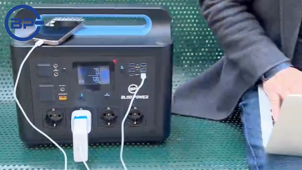 Honda portable solar generator power station